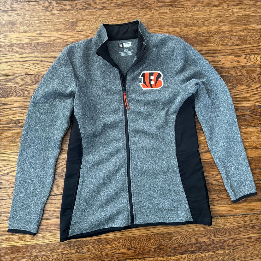 CINCINNATI BENGALS (NFL) TEAM APPAREL Women's Gray & Black Zip-Up FLEECE Jacket